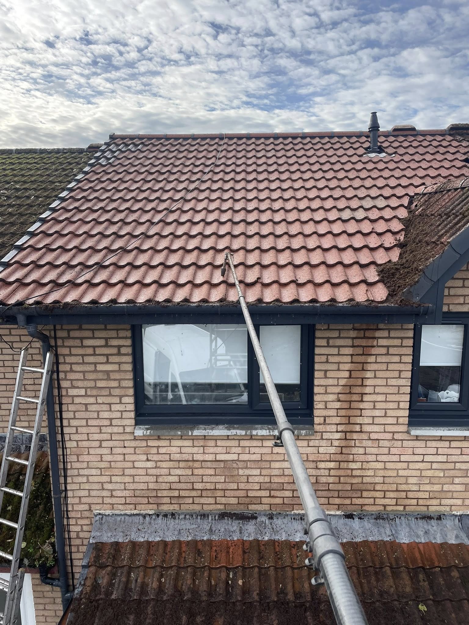 East Kilbride Roof Cleaning — our work